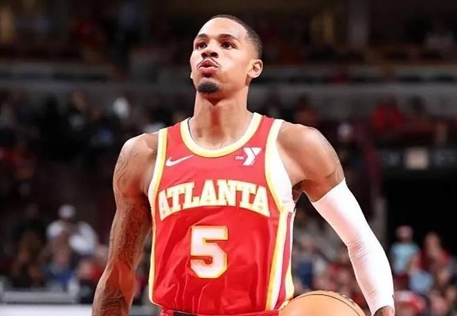 浓墨重彩的 浓墨重彩的